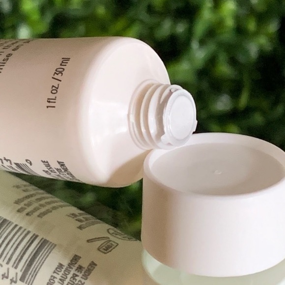 Briogeo Farewell Frizz Blow Dry Perfection Protectant Cream NEW Sealed - Picture 2 of 3